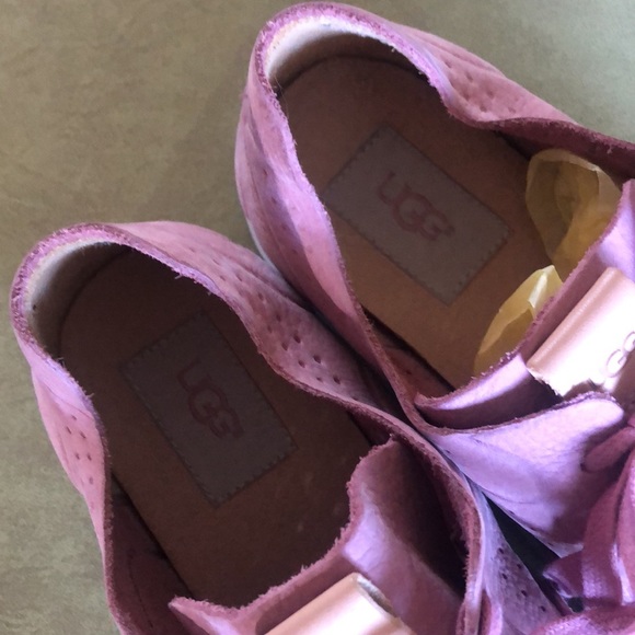 UGG treadlite tye suede sneaker - Picture 11 of 12